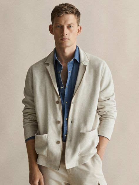 Beige Blazer Outfit Men, Beige Cardigan Outfit, Beige Blazer Outfit, Luxurious Clothes, Cardigan Outfit, Men's Outfits, Beige Blazer, Best Designers, Mens Wear