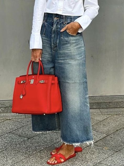 Wide Leg Jeans And Loafers Outfit, Jean Outfit Ideas, Dressy Jeans Outfit, Wide Leg Jeans Outfits, Plus Size Women Fashion, Denim Jeans Ideas, Wide Leg Jeans Outfit, Looks Jeans, Cropped Wide Leg Jeans