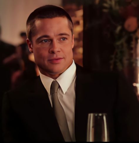 Brad Pitt In Mr And Mrs Smith, John Smith Brad Pitt, Brad Pitt Mr And Mrs Smith, Mr And Mrs Smith, Mr & Mrs Smith, Tyler Durden, John Smith, Boarding School, Brad Pitt