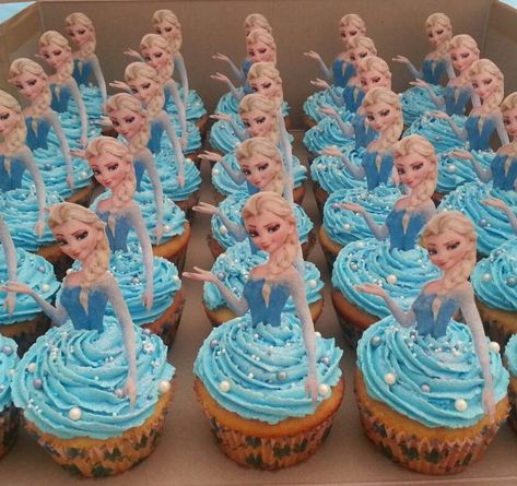 Elsa - Frozen cupcakes | Frozen birthday cake, Frozen birthday, Frozen themed birthday party Elsa And Anna 3rd Birthday, Frozen Birthday Cupcake Cake, Frozen Marshmallow Pops, Elsa Birthday Cupcakes, Elsa Frozen Cupcakes, Elsa Decorations Frozen Theme, Frozen 2 Cupcakes, Frozen Cupcakes Birthday, Elsa Decorations