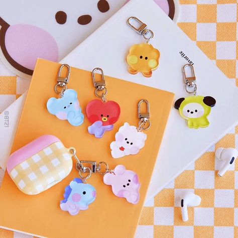 Bt21 Cooky, Acrylic Keyring, Cute School Stationary, Stationary School, Cute School Supplies, Bts Merch, Birthday Wishlist, Cute Keychain