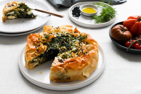 Spinach Feta Pie, Feta Pie, Filo Pie, Creamy White Beans, Greek Spinach, Phyllo Recipes, Spinach Pie, Spinach Feta, Filo Pastry