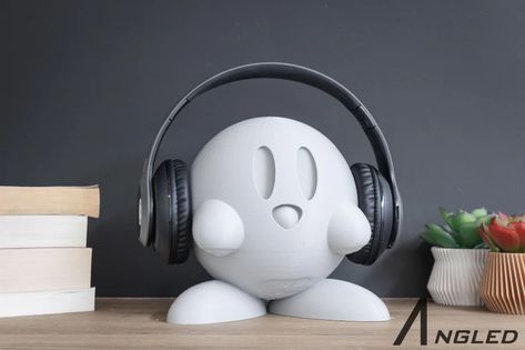 Kirby Headphone Stand Headphone Holder Gaming Room Decor - Etsy Australia Cute Headphone Stand, Kirby Bathroom, Gifts For Gamers Guys, Kirby Room Decor, Nerdy Room Decor, Kirby Decor, Headphones Painting, Kirby Room, Cool Room Accessories