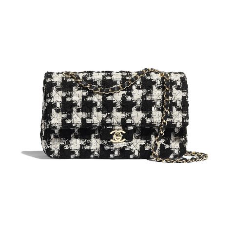 Tweed & Gold-Tone Metal Black, Ecru & White Classic Handbag | CHANEL Chanel Handbags Red, Tas Lv, Chanel Handbags Classic, Chanel Black And White, Tweed Bag, Chanel 19, Mode Chanel, Chanel Store, Chanel Tweed