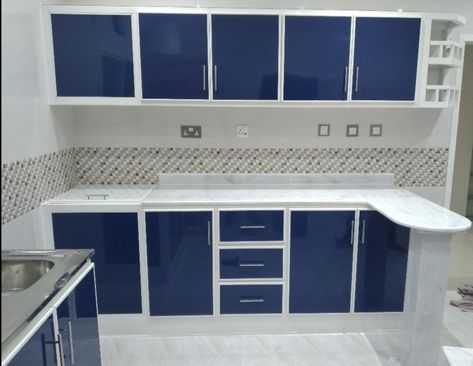 Aluminum Kitchen Cabinets, Folding Patio Doors, Aluminum Kitchen, Modular Kitchen Cabinets, Interiors Kitchen, Aluminium Kitchen, Simple Kitchen Design, Bathroom Design Layout, Kabinet Dapur