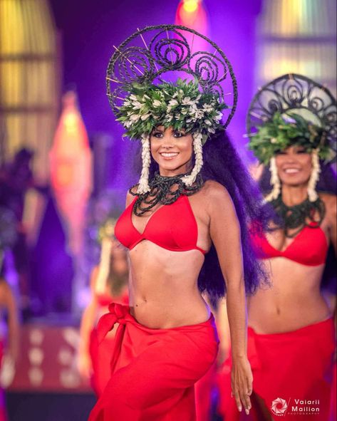 ‘Aparima vahine Vairaumati Tahitian Costumes, Ori Tahiti, Polynesian Dance, Costume Inspo, Polynesian Culture, South Pacific, Tahiti, Hawaii, Paris