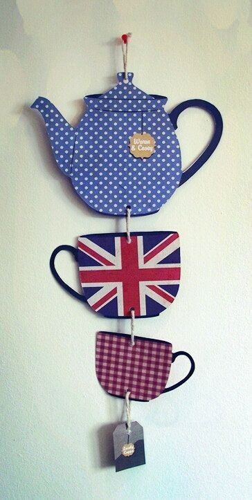 British Theme Classroom, Mobile Decoration, Plastic Fou, British Tea Party, British Party, British Decor, English Day, London Theme, Tea Crafts