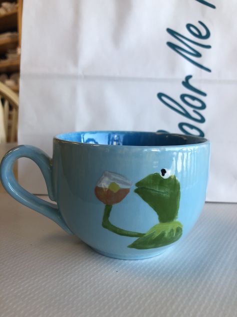 Fimo, Tea Cup Pottery Painting Ideas, Colour Me Mine Ideas Pottery, Tea Cup Painting Ideas, Pottery Painting Funny, Frog Pottery Painting, Color Me Mine Inspiration, Funny Pottery Painting Ideas, Ceramic Cup Painting