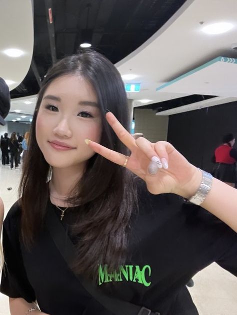 Rachel Lee Felix Sister, Lee Felix X Yn, Olivia Lee Felix Sister, Skz Siblings, Olivia Lee, Diet Mountain Dew, Prince Felix, Rachel Lee, Kids Mood