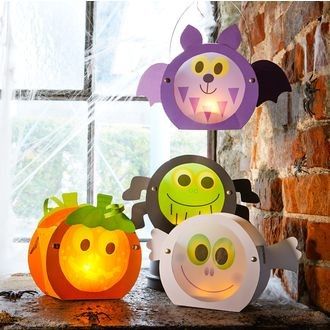 Paper animal lanterns Mummy Crafts, Halloween Crafts For Toddlers, Mini Lanterns, Adornos Halloween, Easy Halloween Crafts, Diy Lanterns, Easy Diy Halloween, Halloween Diy Crafts, Halloween Crafts For Kids