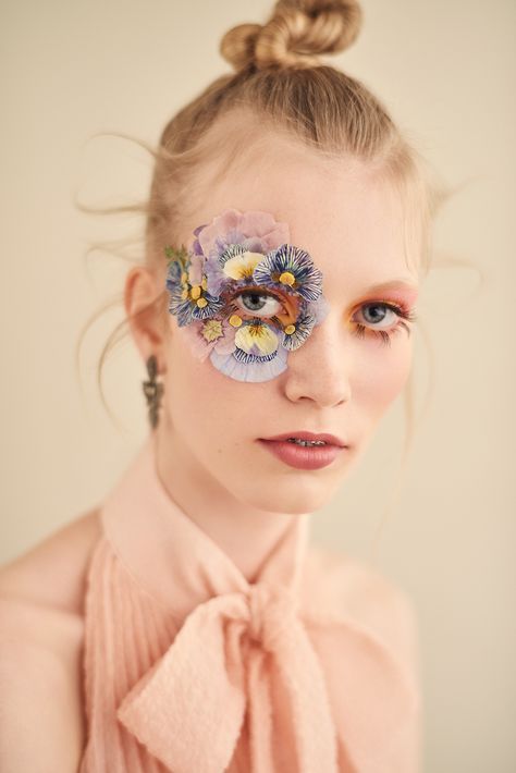 Retouch for ph. Henrik Adamsen for Ugly Magazine on Behance Makeup With Flowers, Floral Makeup Looks, Flower Makeup Looks, Flowers On Face, Magazine Flowers, Face With Flowers, Fantasy Make-up, Floral Makeup, Woman With Flowers