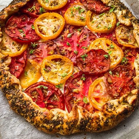 Heirloom Tomato Galette with Herbed Cheese & Za'atar - Urban Farm and Kitchen Herbed Cream Cheese, Tomato Galette, Mediterranean Appetizers, Quick Pasta Recipes, Galette Recipe, Herb Cheese, Tomato Pie, Za Atar, Urban Farm