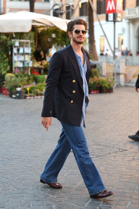 Andrew Garfield, Denim Outfit Men, Boots Outfit Men, Outfits 70s, Mens Outfit Inspiration, Contemporary Clothing, Stylish Mens Outfits, Men Fashion Casual Outfits, Street Style Inspiration