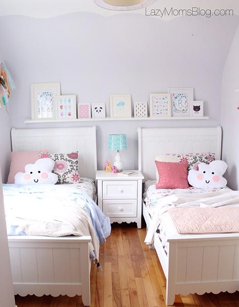 From pretty in pink to every color of the rainbow, we've compiled 75 girls' bedroom ideas to cover the spectrum. Filter through to help find the right fit. Small Shared Bedroom, Twin Girl Bedrooms, Sister Bedroom, Shared Girls Room, Sister Room, Kids Shared Bedroom, Shared Girls Bedroom, Shared Bedroom, Cute Bedroom Ideas