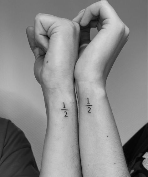 Match Sibling Tattoos, Small Tattoos For Brother And Sister, Maching Tattoos Siblings, Tattoo Idea For Brother And Sister, Tattoo For Four Siblings, Sister's Tattoos Matching, Minimalistic Sibling Tattoos, Dainty Tattoos For Sisters, Small Siblings Tattoo