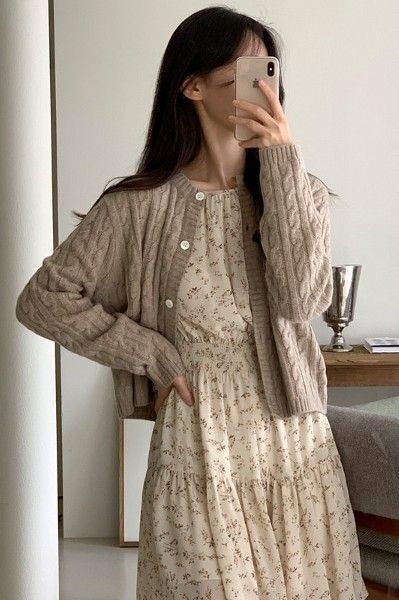 The Cardigans, Cute Modest Outfits, Cardigan Outfits, Elegantes Outfit, Modest Fashion Outfits, Mode Inspo, 가을 패션, Feminine Outfit, Dress With Cardigan