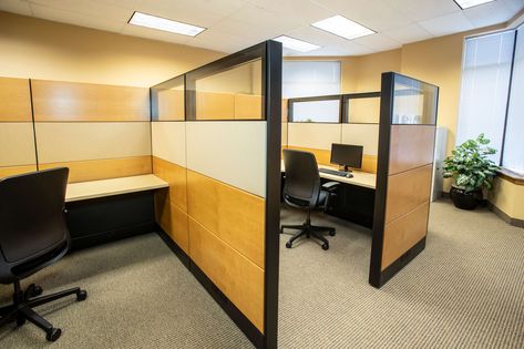 Herman Miller Office, Cubicle Office, Office Cube, Wall Partitions, Office Layout Ideas, Office System, Small Office Design Interior, Herman Miller Furniture, Office Cubicles