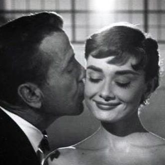 1950s Romance, Black And White Romance, 50s Romance, Finding Cinderella, 50s Love, 90s Romance, Sabrina 1954, Romance Movies Best, Black And White Couples