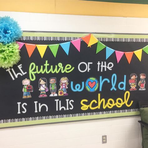 Back to School Bulletin Board Ideas - Mrs. B's Beehive Elementary Bulletin Boards, Kindergarten Bulletin Boards, Preschool Bulletin, Preschool Bulletin Boards, School Doors, Classroom Board, Back To School Bulletin Boards, School Displays, Bulletin Board Ideas