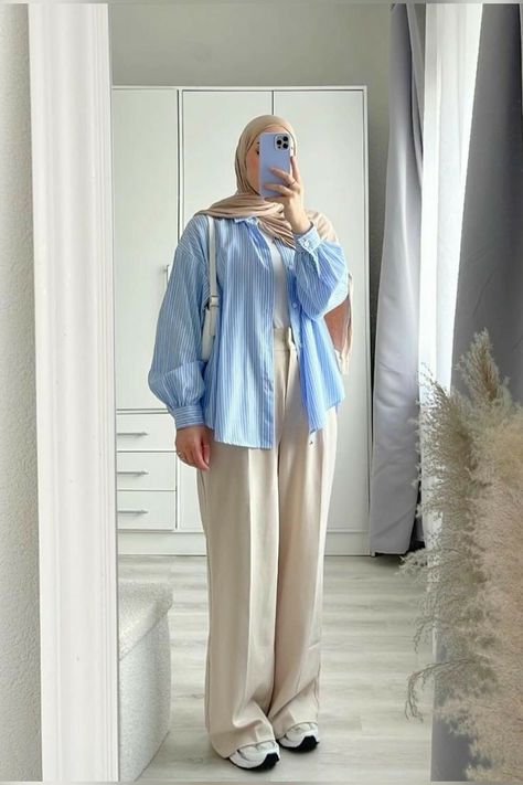 Blue Chemise Outfit, Hijab Outfit Summer, Modest Outfits Muslim, Modest Girly Outfits, Stylish Outfits Casual, Hijab Simple, Estilo Hijab, Modest Casual Outfits, Stile Hijab