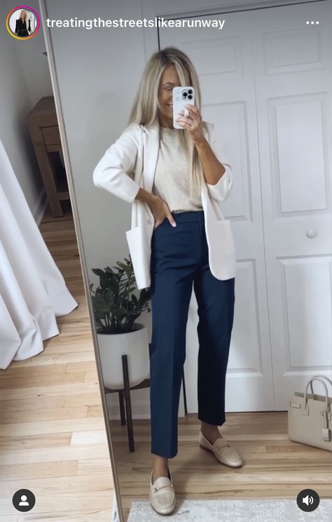 Female Principal Attire, Business Casual Laboratory Work Outfits, Fnp Clinical Outfit, Laboratory Outfit Work, Nurse Casual Outfit, Clinical Outfits Business Casual, Business Casual Outfits Medical School, Hospital Business Casual Work Outfits, Medical Office Attire