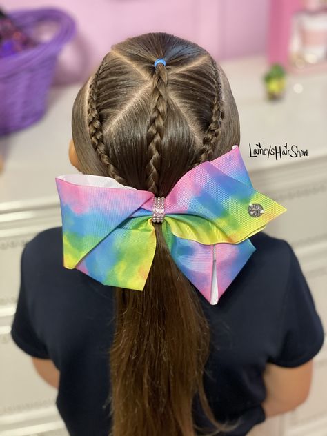 Jojo Siwa Hairstyles, Lace Braids, Usa Girl, Girls Hairstyles Easy, Finger Touch, Teen Usa, Hair Shows, Hairstyles Easy, Jojo Siwa