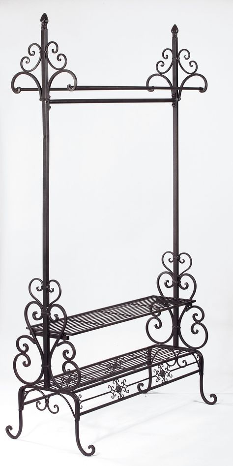 Clothes Shop Interior, Glamour Decor, Wrought Iron Decor, Garment Rack, Boutique Decor, Plant Decor Indoor, Iron Furniture, Garment Racks, Steel Furniture