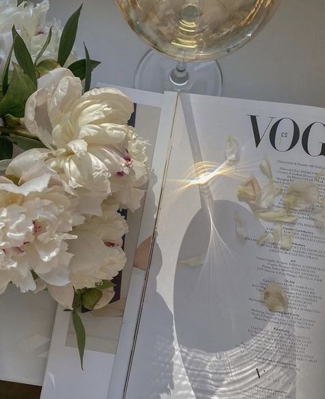 Maria Clara, Wine, Magazine, Glass, Flowers, White, Instagram