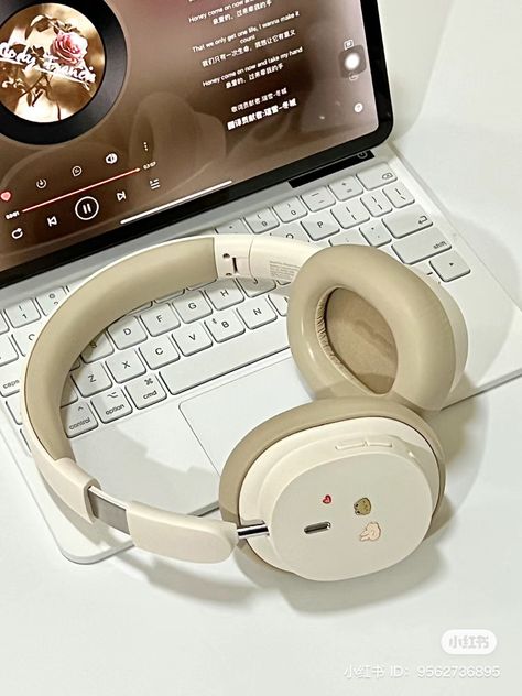 Lenovo Headphones Aesthetic, Sennheiser Headphones Aesthetic, Decorated Headphones Aesthetic, Srhythm Nc25 Headphones Aesthetic, Korean Headphones, Gaming Headphones Aesthetic, Cute Headphones Aesthetic, Koper Aesthetic, White Headphones Aesthetic