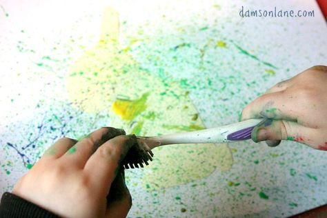 Painting With Toothbrush, Paint Splatter Art, Symmetry Painting, Tale Of Peter Rabbit, Diy Kids Games, Art Activity, Kids Games, Jackson Pollock, Beatrix Potter