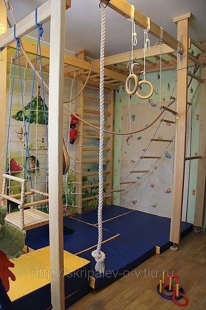 Skjulte Rum, Indoor Playroom, Basement Playroom, Cool Kids Rooms, Home Gym Design, Jungle Gym, Basement Bedrooms, Climbing Wall, Indoor Playground