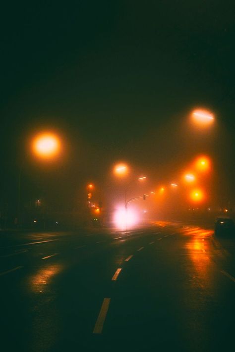 Foggy Night Photography, Moody Art Aesthetic, Moody Film Aesthetic Photography, Moody Lighting Aesthetic, Dreamy Dark Aesthetic, Moody Cinematic Photography, After Dark Photography, Moody Street Photography, Moody Vibes Aesthetic