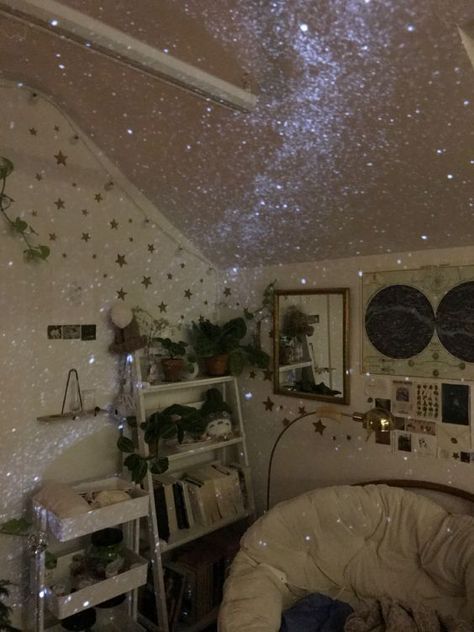 Aesthetic Room Ideas Colorful, Star Dorm Room, Room Ideas Aesthetic Space, Star Lights On Ceiling Projector, Star Aesthetic Bedroom, Mood Board Room Decor, Spacecore Bedroom, Dreamy Room Ideas, Cute Lights For Bedroom