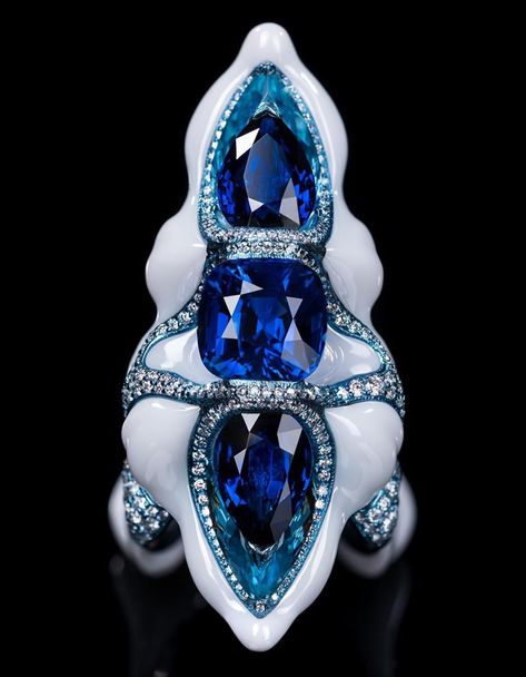 Wallace Chan, Chinese Jewelry, Latest Jewellery, South Sea Pearls, Gem Stones, Fancy Color Diamonds, British Museum, Rutilated Quartz, Contemporary Jewelry