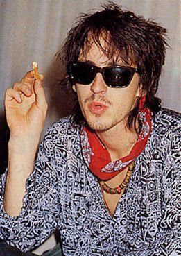 𝔉𝔞𝔨𝔢𝔤𝔯𝔞𝔪 - 𝔑𝔲𝔢𝔳𝔢 - Wattpad Izzy Stradlin, Duff Mckagan, Glam Metal, Axl Rose, Foo Fighters, Lady And Gentlemen, The Duff, Rock And Roll, Rocker