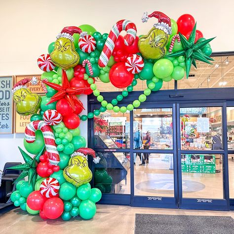 The Grinch has taken over @brooksgrocery_tupelo 🎄🎄 Sappy post ahead, but today was a day I was reminded of how much happiness my… | Instagram Balloon Grinch Tree, Grinch Christmas Balloon Garland, Grinch Balloon Backdrop, Grinch Balloon Column, Grinch Decorations Ideas, Grinch Balloon Garland, Grinch Photo Backdrop, Grinch Balloon Arch, Grinch Balloons