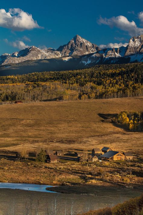 Ranch In Colorado, Denver Colorado Landscape, Colorado Ranch Aesthetic, Colorado Western Aesthetic, Canada Ranch Aesthetic, Colorado Ranch House, Ranch Life Aesthetic, Denver Colorado Aesthetic, Colorado Aesthetic