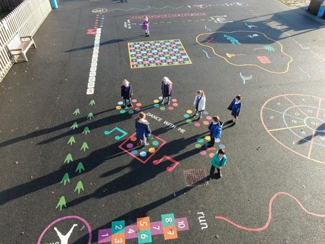 Schools Designs, School Playground Design, Elementary School Projects, Playground Markings, Playground Painting, Homeschool Room Design, Classroom Awards, Paint Games, Playground Games