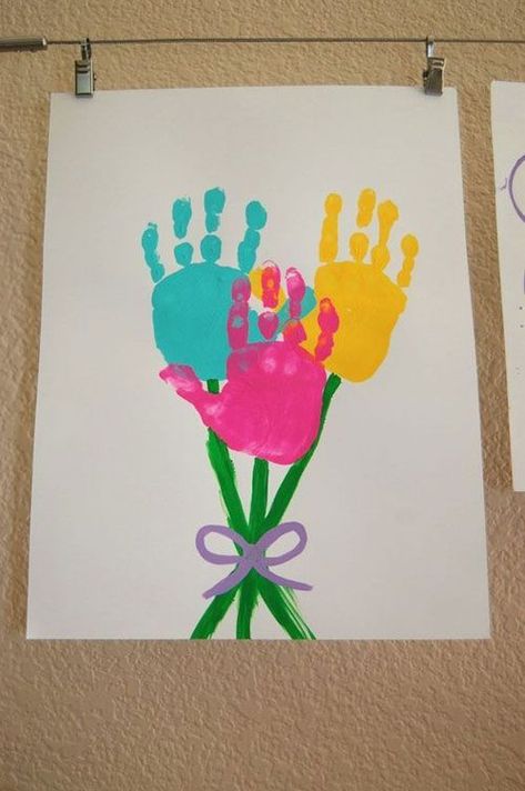 Spring Toddler Crafts, Diy – Velikonoce, Hand Print Flowers, Spring Crafts Preschool, Easter Crafts Preschool, Easter Crafts For Toddlers, Easter Arts And Crafts, Toddler Arts And Crafts, Simple Crafts