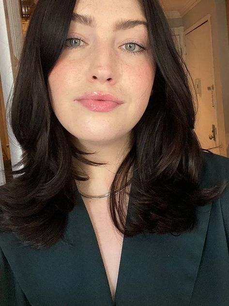 Coarse Thick Hair Haircuts, Mid Length Medium Brown Hair, Mid Size Haircut, Women Haircut Thick Hair, Thick Hair Medium Haircut, Haircut For Puffy Hair, Haircuts Thick Straight Hair, Thick Lob Haircut, Haircut For Thick Long Hair