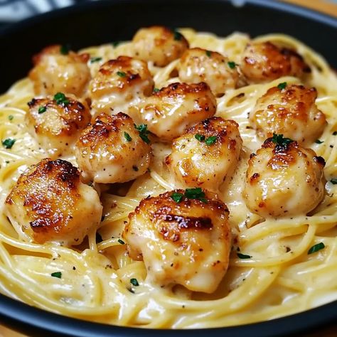 Ready Dinner Recipes Families, Baked Chicken Ideas For Dinner, Bow Tie Pasta And Chicken Recipes, Dinner Chicken Breast Recipes, Chicken And Garlic Pasta, Family Of 8 Dinner Ideas, Crockpot Dinner Pasta, Chicken Garlic Bites, Buttery Garlic Chicken