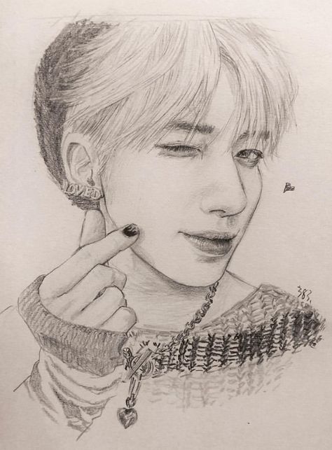 Txt Pencil Sketch, K Pop Art Sketch, Txt Drawings Pencil, Taehyun Txt Fanart, Taehyun Fanart, Txt Drawings, Practice Sketching, Sketch Icon, Animation Art Sketches