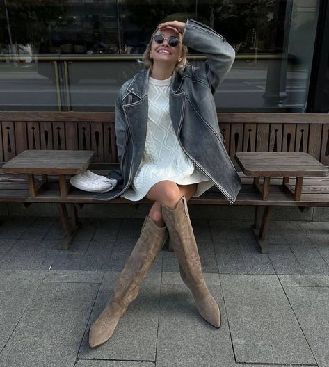 Western Boots Outfit, Winter Date Night, Winter Date Night Outfits, Date Night Outfits, Ootd Women, Winter Outfit Ideas, Outfit Trends, Scandi Style, Style Chic