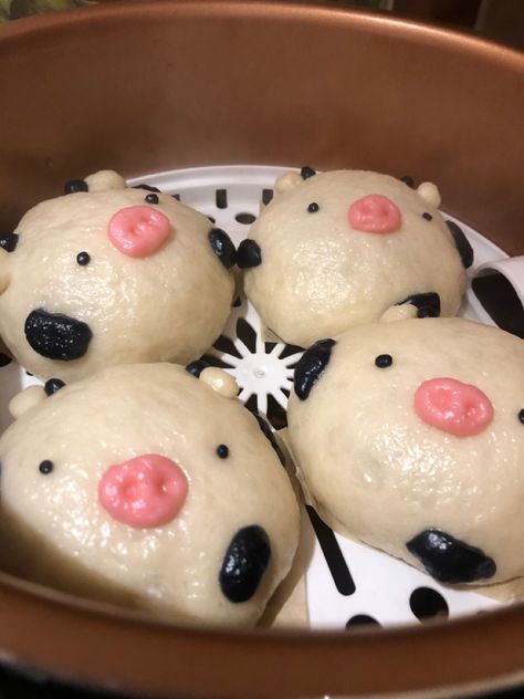 cute cow asian red bean buns Bao Buns Aesthetic, Bao Aesthetic, Japanese Steamed Buns, Character Bao Buns, Bao Food, Cute Steamed Buns Recipe, Steamed Buns Cute, Sanrio Bao Buns, Red Bean Bun