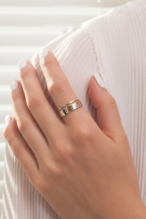 Minimalist Rings Simple, Wedding Ring Simple, Thick Wedding Bands, Thick Gold Ring, Band Rings Women, Wedding Band Gold, Gold Wedding Bands Women, Simple Wedding Bands, Plain Gold Ring