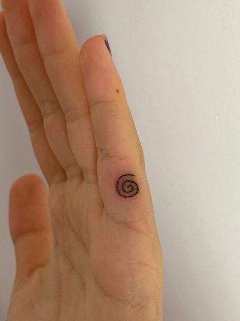 Stick Tattoo, Stick Poke Tattoo, Unique Tattoo Ideas, Funky Tattoos, Stick N Poke, Handpoke Tattoo, Muster Tattoos, Stick N Poke Tattoo, Cute Little Tattoos