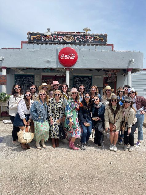 How to Pull Off a Perfect Day Trip From Dallas to Round Top Antiques Fair Round Top Texas Outfits, Day Trips From Dallas, Round Top Texas Antiques, Round Top Antiques, Bachelorette Inspo, Top Cafe, Round Top Texas, Elizabethan Collar, Circus Tent