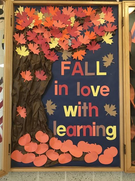 Fall Bulletin Board Ideas - DIY Cuteness Fall Classroom Door, Fall In Love With Learning, October Bulletin Boards, Elementary Bulletin Boards, Halloween Bulletin Boards, Teacher Bulletin Boards, Fall Classroom Decorations, School Door Decorations, Fall Bulletin Boards