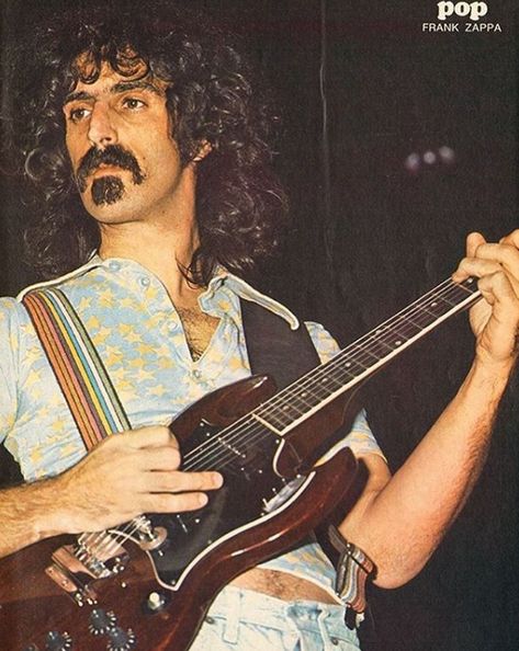 Watch An Unearthly Performance Of Frank Zappa and Pink Floyd Jam In Belgium 1969 – Rock Music Revival Acid Rock, Strange Music, Heavy Metal Rock, Frank Zappa, Guitar Hero, Jim Morrison, Music Photo, Rock Legends, Foo Fighters