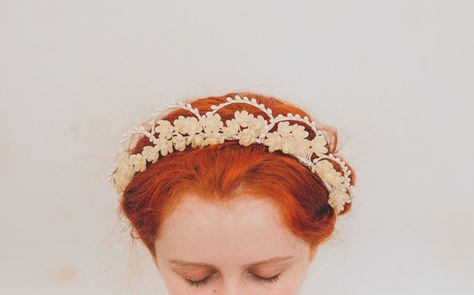 Emo Wedding, Vintage Flower Crown, Wax Flower Crown, Bridal Headpiece Vintage, Flower Crown Bride, Vintage Headpiece, 1950s Wedding, Wax Flower, Flower Veil